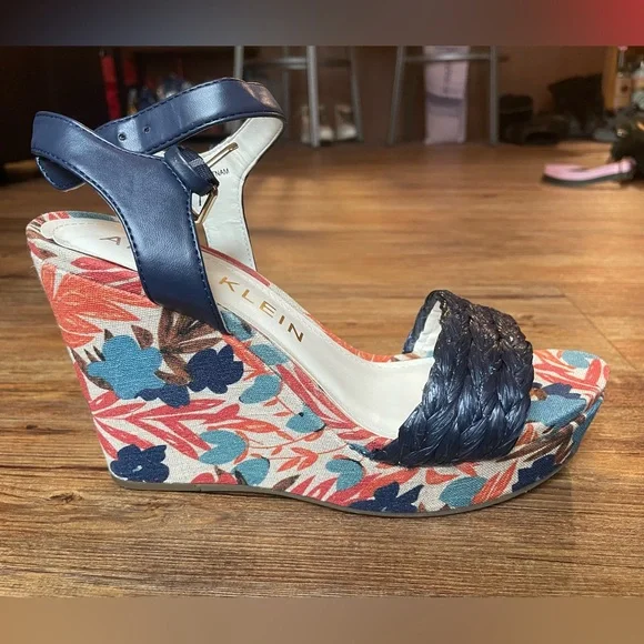 Anne Klein Lina Wedge Sandal - Picture 7 of 8